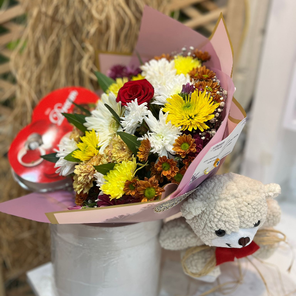  Samsun Çiçek Çikolatalı Şirin Ayıcıklı Rengarenk demet